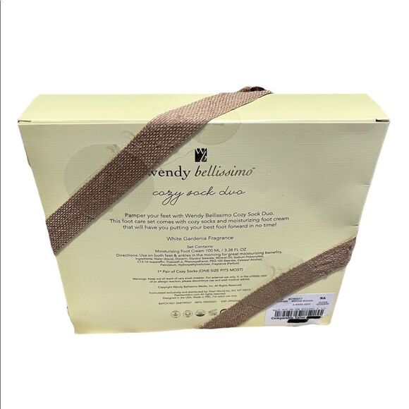 Wendy Bellissimo Cozy Sock & Moisturizing Foot Cream Duo - Picture 3 of 4